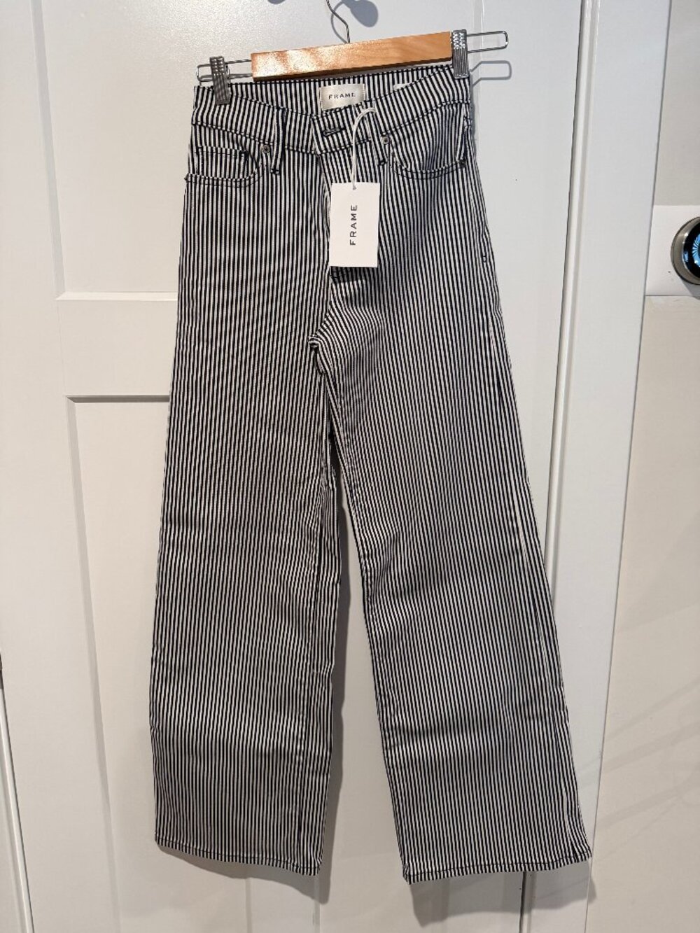 Size 25 Frame Le Slim Palazzo Striped Pant in Navy NWT